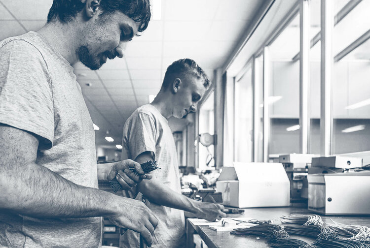 R+S Group Regeltechnik und Schaltanlagenbau GmbH Bild 1
