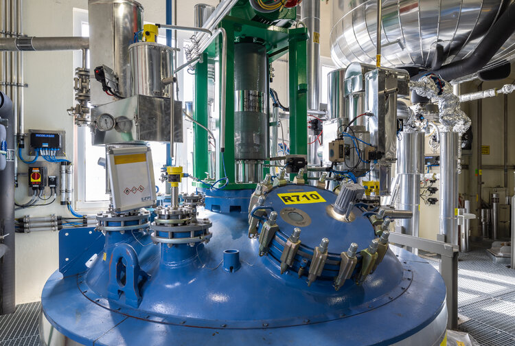 ESIM Chemicals GmbH Bild 4