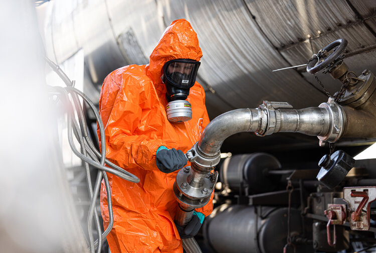 ESIM Chemicals GmbH Bild 5