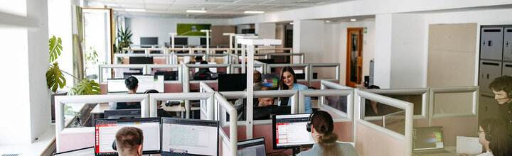 Titelbild der Firma serviceline contact center dienstleistungs-gmbh
