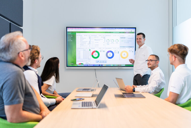 systemIQ GmbH Bild 3