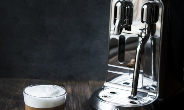 
Kaffee mit oder ohne Milch? – Unsere Creatista Plus Maschine ist vielseitig.