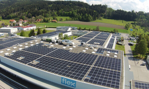 Megawatt-Photovoltaikanlage
finanziert durch Flex-Mitarbeiterinnen und -Mitarbeiter