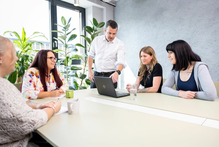 efsta IT Services GmbH Bild 2