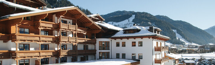 Titelbild der Firma Hotel Tauernhof Hettegger GmbH