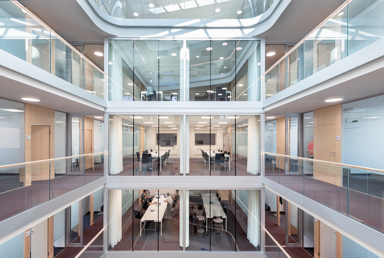 Hainzl Industriesysteme GmbH Bild 2