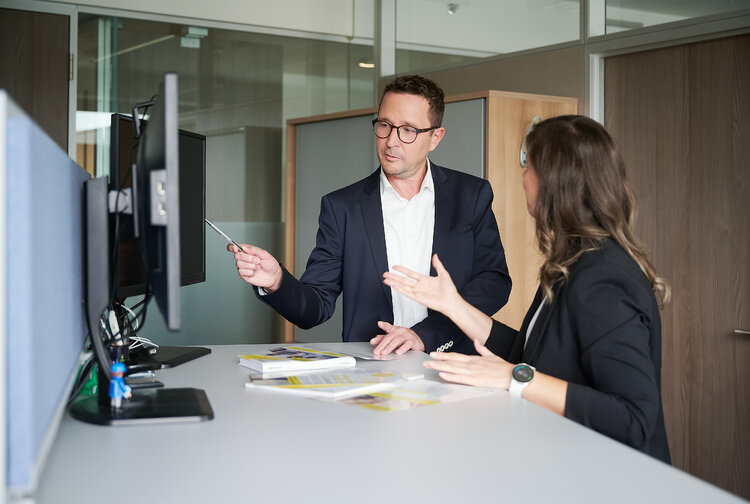 Aktuell Raiffeisen Versicherungs-Maklerdienst GmbH Bild 2