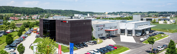 Titelbild der Firma Steyr Motors AG