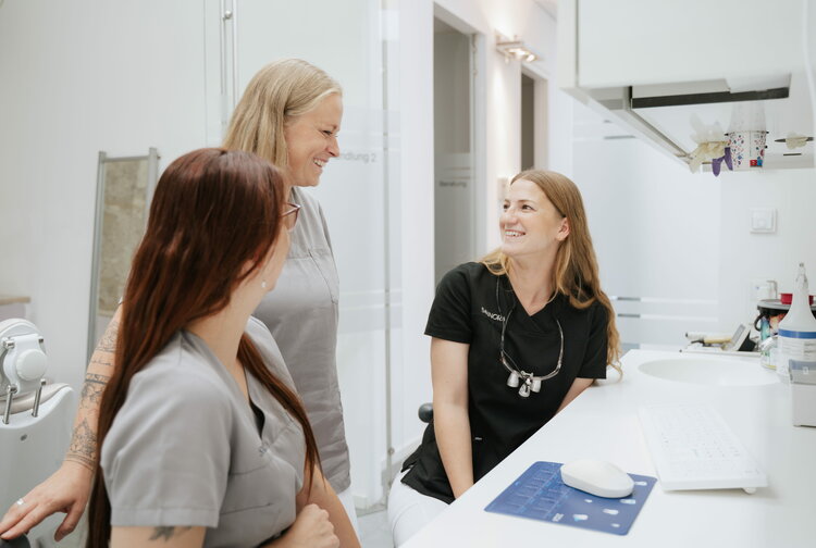 Zahnmedizin SALINORA - Dr. Elisabeth Ostheim Bild 4
