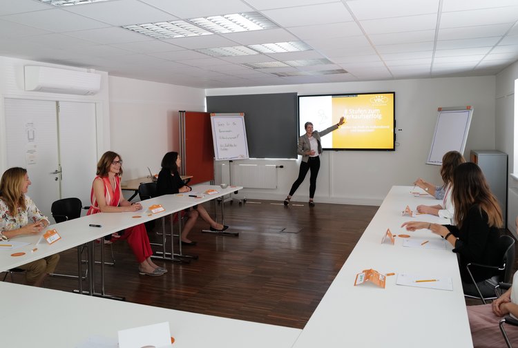 VBC - Academia Gesellschaft für Erwachsenenbildung GmbH Bild 2