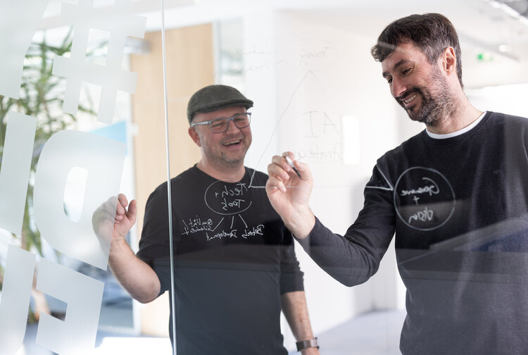 World-Direct eBusiness solutions GmbH Bild 6