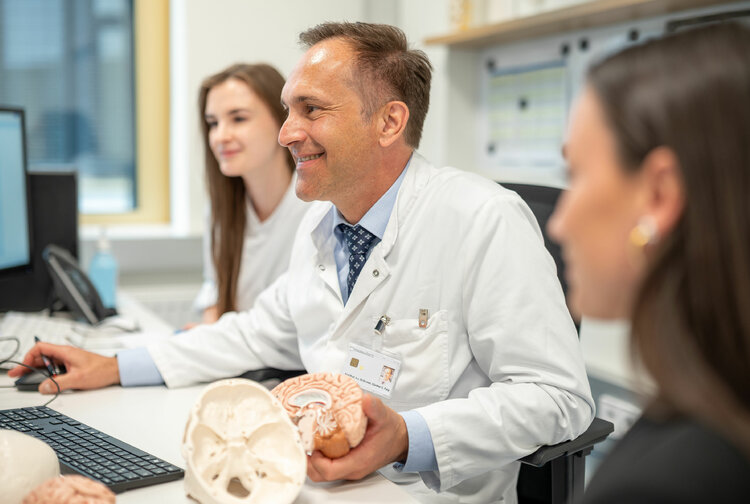 Gesundheit Burgenland - Burgenländische Krankenanstalten- Gesellschaft m.b.H. Bild 2