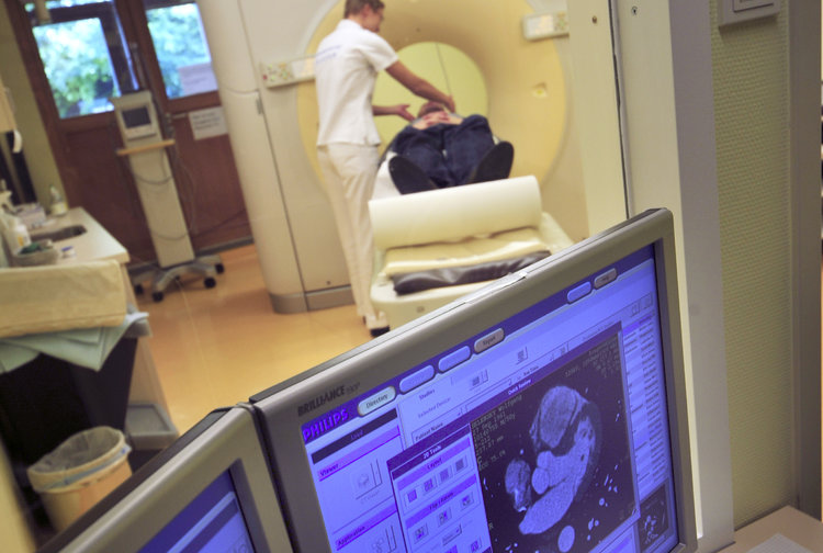 Diagnosticum Dr. Sochor & Partner Gersthof , Institut für MRT und CT Bild 5