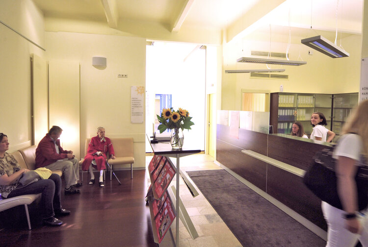 Diagnosticum Dr. Sochor & Partner Gersthof , Institut für MRT und CT Bild 7