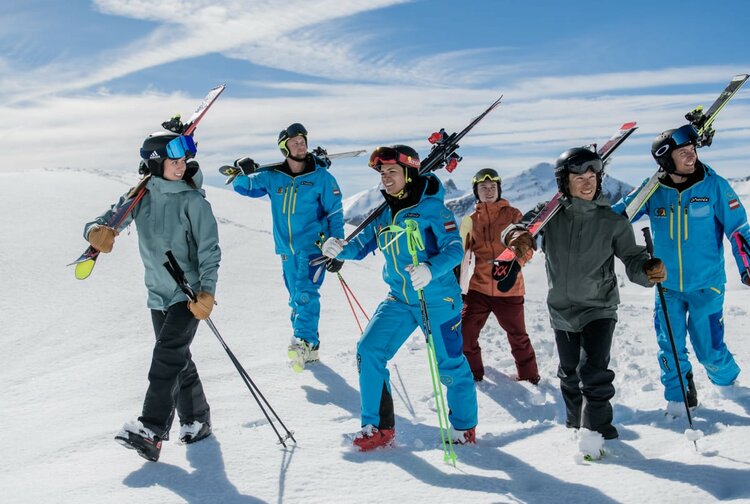 Skischule Silvia Grillitsch GmbH & Co KG Bild 8