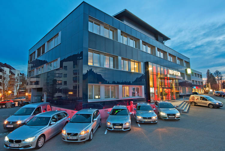 INFOTECH EDV-Systeme GmbH Bild 3