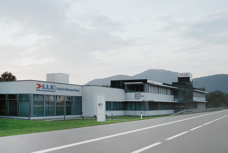 S.A.M. KUCHLER Electronics GmbH Bild 2
