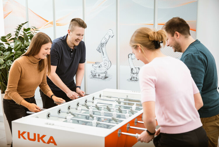 KUKA CEE GmbH Bild 3