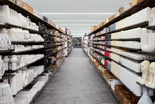 TEDi Warenhandels GmbH