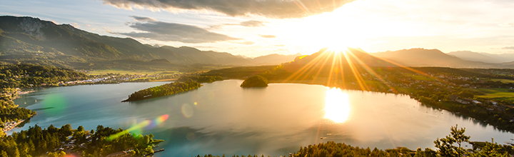 Titelbild der Firma OeKB Gruppe