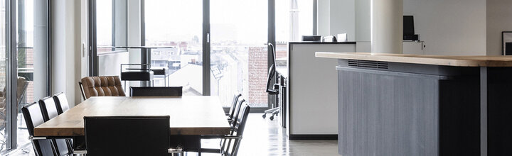 Titelbild der Firma itkn.