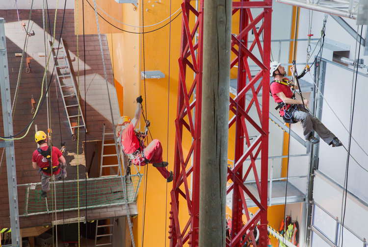 HOEHENWERKSTATT GmbH - Höhenarbeit & Sicherungstechnik Bild 2
