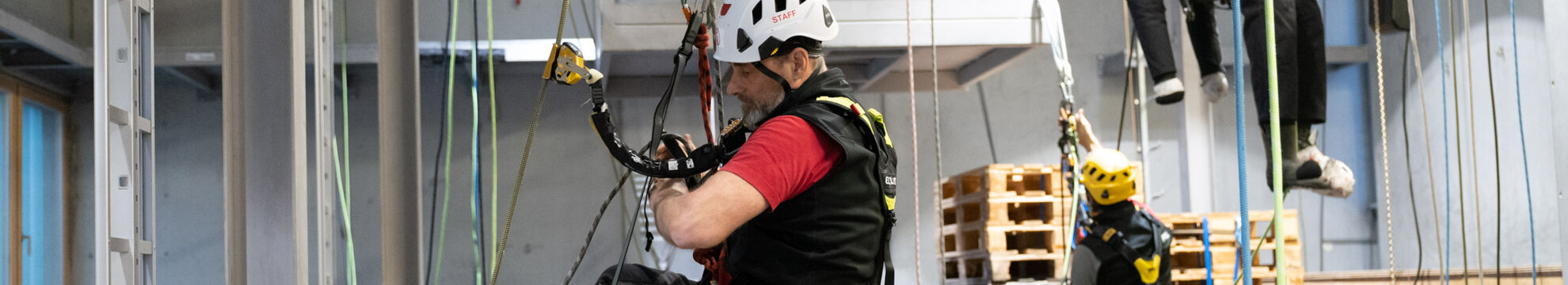HOEHENWERKSTATT GmbH - Höhenarbeit & Sicherungstechnik