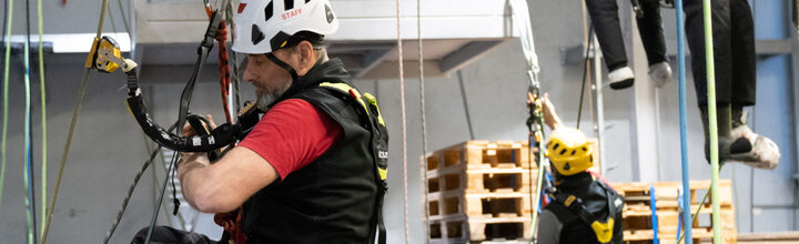 Titelbild der Firma HOEHENWERKSTATT GmbH - Höhenarbeit & Sicherungstechnik