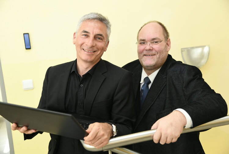 asut computer- & rechenzentrum gmbh Bild 2