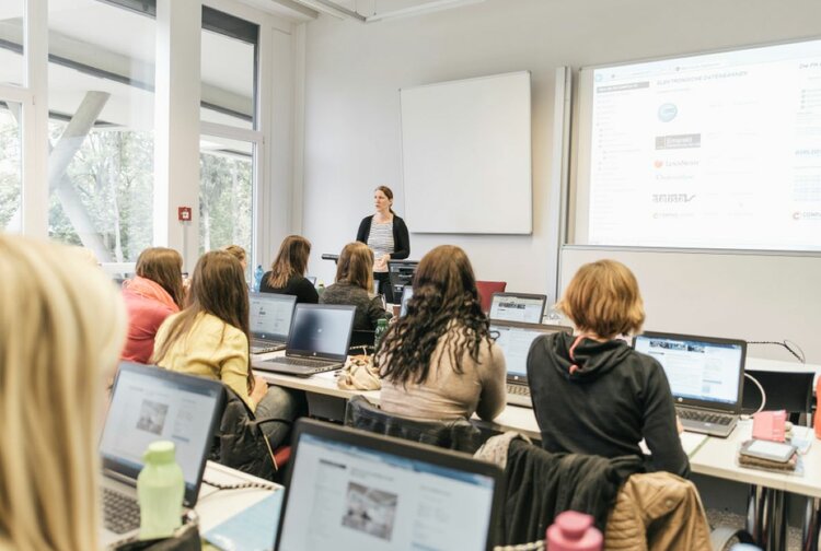 CAMPUS 02 Fachhochschule der Wirtschaft GmbH Bild 2