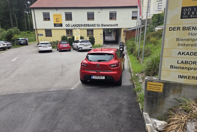 OÖ. Landesverband für Bienenzucht Bild 1