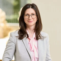 Foto von Mag. (FH) Claudia Gruber