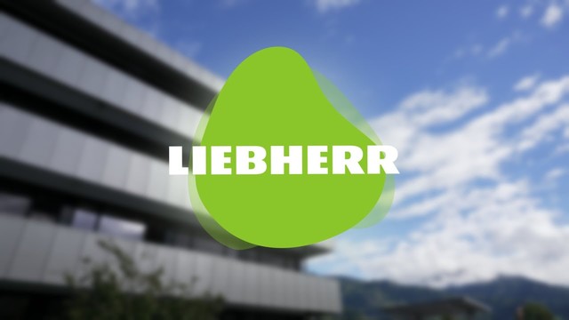 Liebherr – Rundgang am Standort in
Lienz
